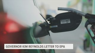 Iowa governor continues push for sale of E-15 gasoline