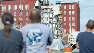 Iowa officials expected to detail demolition plans for partially collapsed building