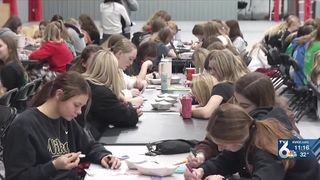  Iowa Select Volleyball Club makes gift bags and cards for Children's Hospital
