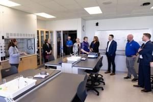 Western Illinois University Quad-Cities unveils new chemistry room