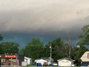 Derecho moves through Muscatine Friday, but leaves little damage
