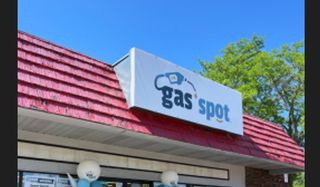 Gas Spots in Davenport celebrate grand opening
