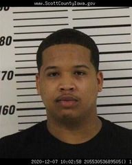 Davenport gang member sentenced to federal prison after pleading guilty to weapons charges