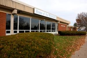 Davenport North student arrested for having gun at school