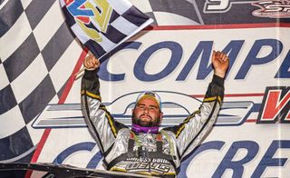 DIRTcar Summer Nationals heat up Davenport Speedway