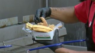 What's behind the hot chicken craze across the QCA?