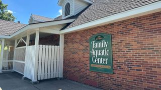  Glass in pool forces temporary closure of Annie Wittenmyer Aquatic Center 