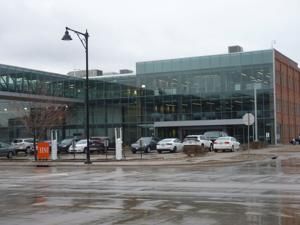 HNI to buy Steelcase Inc.; HNI corporate headquarters to remain in Muscatine