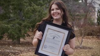 Skip the plastic, save the environment, says Quad Cities award-winning teen 'Eco-Hero'