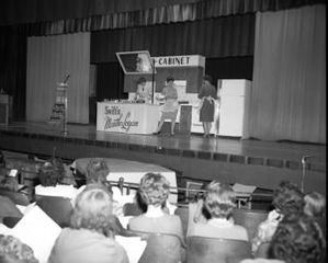 Memories of Muscatine: KWPC Kitchen Cooking Show