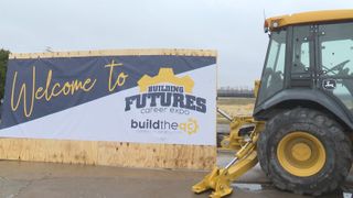  ‘There’s a need’: Over 1K Quad-Cities students explore trade careers at expo