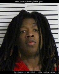 Escapee Johnell Smith refuses to waive extradition to Illinois after being caught in Davenport