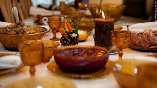  Holiday grocery costs rise 2.7% from last year