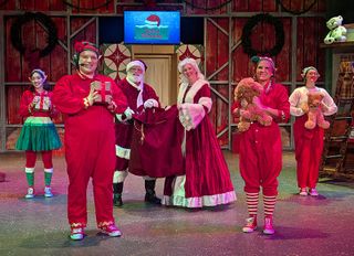 'Santa Claus: The Musical' brings ho-ho-holiday fun to Circa '21, Rock Island