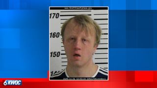  Police: Davenport man sent sexual images to teens