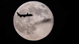  Supermoon rising Dec. 4 as temperatures drop in Illinois, Iowa
