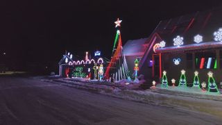  Holiday Light Tours: Clinton neighbor opens her yard to overflowing holiday light display
