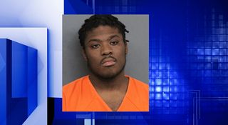 Moline man arrested; accused of stealing tip jar, assaulting employee