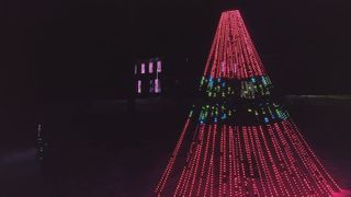  Holiday Light Tour: Rural Geneseo family creates holiday light show spectacle