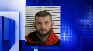 Muscatine man arrested in Davenport; accused of driving wrong way, eluding