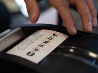Powerball's $1.7B jackpot could make Christmas Eve unforgettable for a lucky winner
