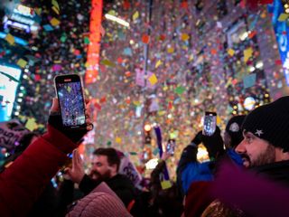 Why do so many people ring in the new year on Jan. 1?