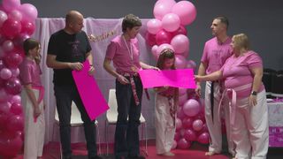 Quad Cities family knockouts breast cancer together, mother plans delayed vacation