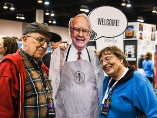 Warren Buffett officially retires as Berkshire Hathway's CEO