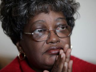 Claudette Colvin, who refused to move seats on a bus at start of civil rights movement, dies
