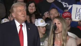  Davenport woman called onstage by Trump praises tax cuts during speech