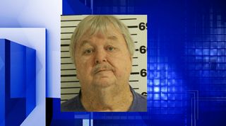 Davenport man arrested, accused of making bomb threat