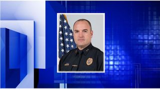 Dixon, Ill., deputy police chief retires