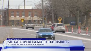 5th Avenue closed in Rock Island