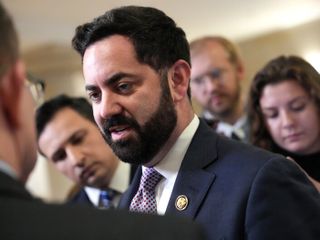 N.Y. Republican met with jeers over ICE tactics during town hall in swing district