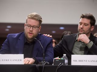 Brothers of Renee Good call for action in Congress