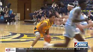  Augustana falls to Elmhurst 81-62