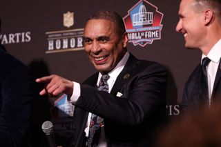 Davenport's Roger Craig elected to Pro Football Hall of Fame