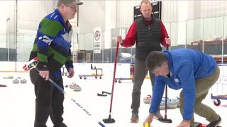  KWQC sports team learns how to curl at Cedar Rapids Curling Club