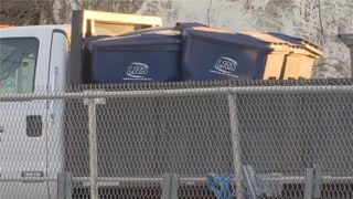 Aledo residents fed-up with lack of trash pickup