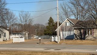  Fire threatening homes, buildings east of Coal Valley