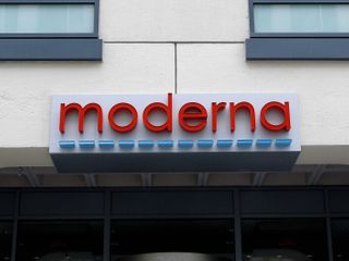 FDA reverses course on Moderna flu shot