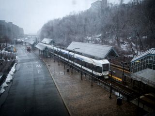 Northeast readies for a major winter storm, with blizzard warnings in effect