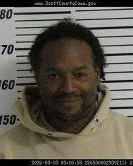 Standoff in Davenport early Tuesday ends with two arrests