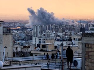 Israel launches new strikes in Tehran as public farewell for Khamenei begins