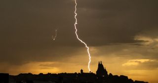 Stormy weather for your Friday morning commute