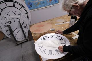 19 states approved permanent daylight saving time. Why they still have to change their clocks
