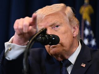 Trump says U.S. is 'achieving major strides' in Iran but doesn't cite endpoint