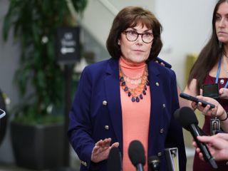 Senate Democrats ramp up pressure campaign for public hearings on war with Iran