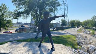  Bettendorf to replace stolen “Skipper” statue