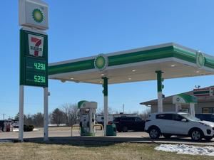 "What's new?": Local drivers say prices at Quad-City's pumps not shocking
